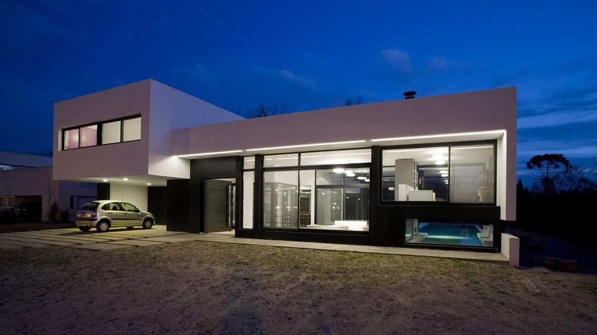 Contemporary family house in Buenos Aires, Argentina | Homedezen