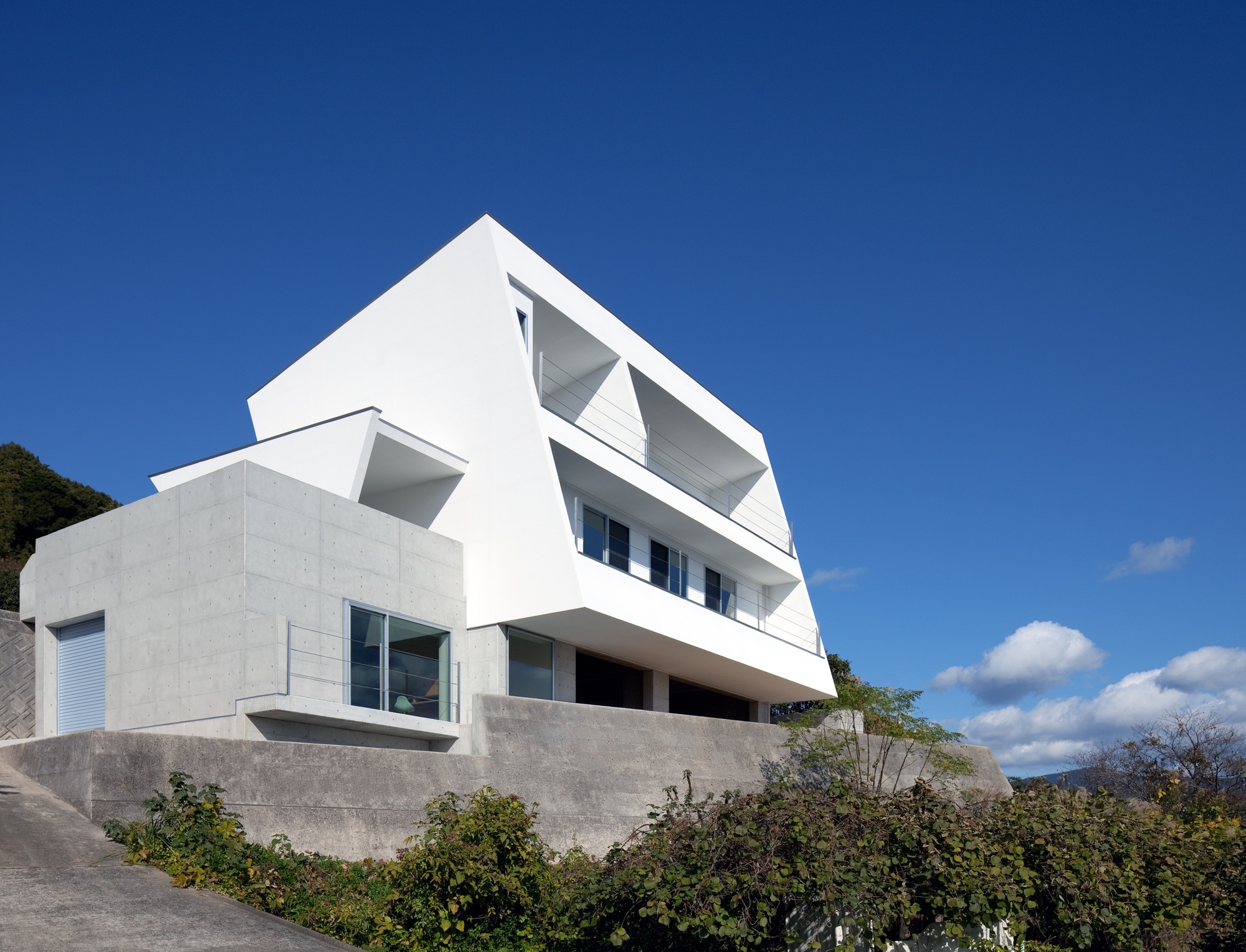 I House by Architecture Show | Homedezen